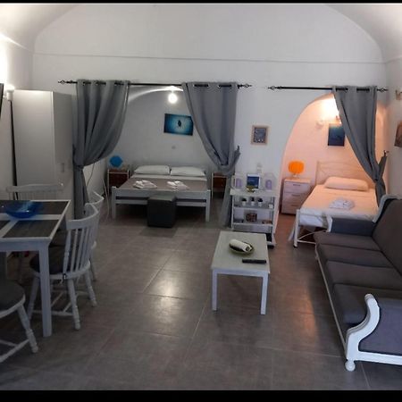 VI Sta Finikias Villa Oía Buitenkant foto